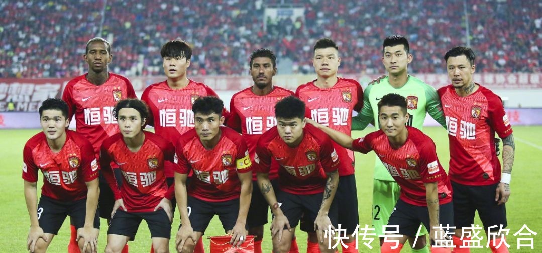 里皮|難說再見，鄭智送別中超八冠王功勛，里皮愛徒黯然離隊(duì)難說再見！