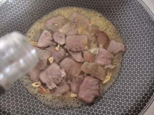 给老公做了此下酒菜，鲜香美味，越吃越想吃