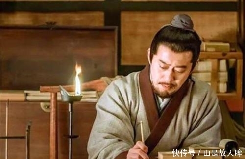 范仲淹|灾民没钱买米下锅,范仲淹得知后下令:继续涨价,事后才知太高明