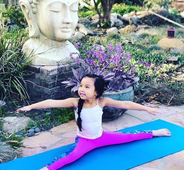 孩子|和孩子来一场心灵瑜伽，让感恩陪伴你我