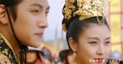 弟弟|皇帝与外戚火拼，皇后将弟弟藏在宫中，被一杯毒酒带走