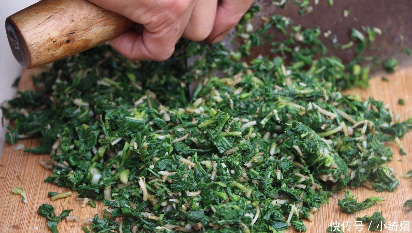 浑身都是宝的菜,很多人当成草,简单一拌就上桌,清热解毒胜良药