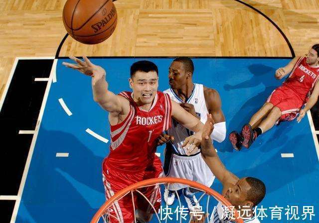 投篮命中率|姚明当年真的打爆霍华德了吗,两个人对位时都打出了什么数据?