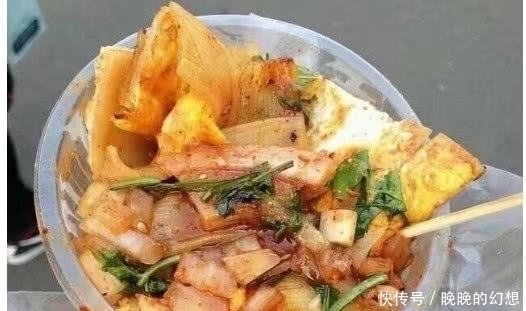  假如你只有5块钱，5种小吃选一种买，我赌10包辣条，你会选4