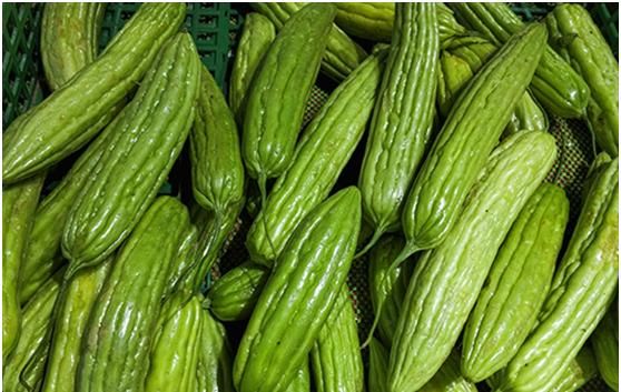  血糖要控制，饮食是关键，多吃6种食物，糖尿病慢慢远离你！