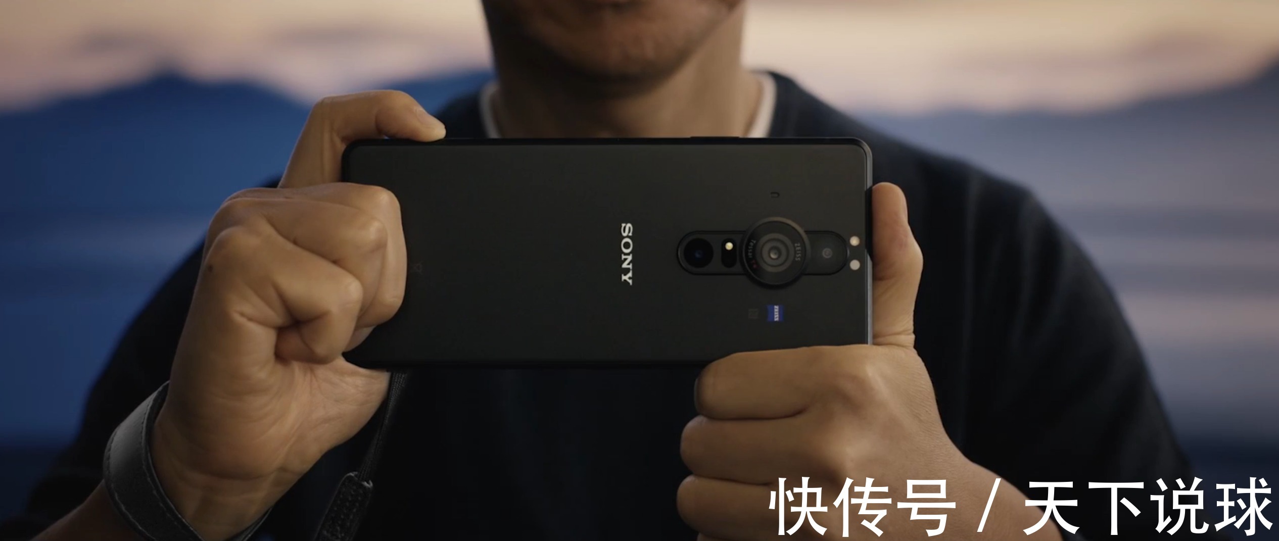 f2.0|索尼旗舰新机发布,Xperia1ii悲惨让路一夜沦为百元机