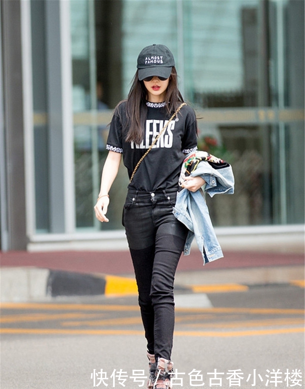 底裤|打底裤过时了!今年夏天流行的是“筷子裤”,显瘦遮肉不挑人