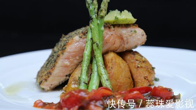 cnn|已经94岁的英国女王，每天有规律饮食，也是她“长寿”的秘诀