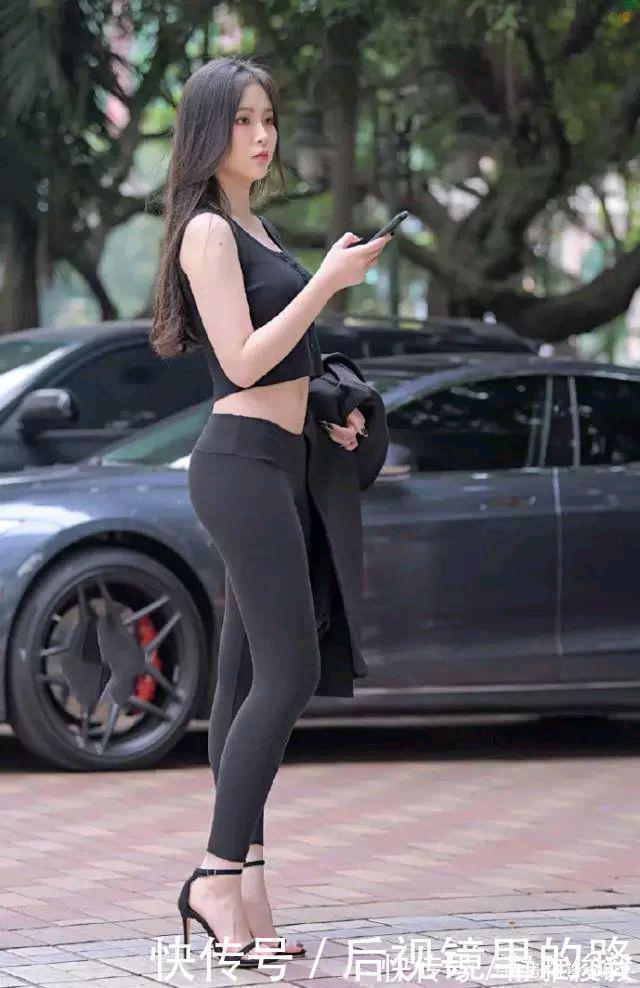 时尚|瑜伽裤这么穿才叫时尚,鞋子搭配也很关键哦!