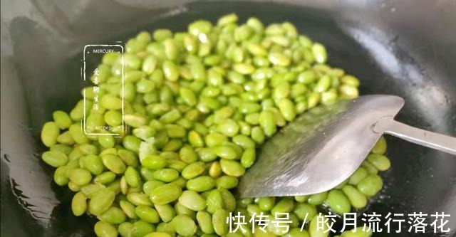 真鲜|入秋后,少吃茄子青椒多吃它,皮肤不好的人多吃点,炒着吃真鲜呀!