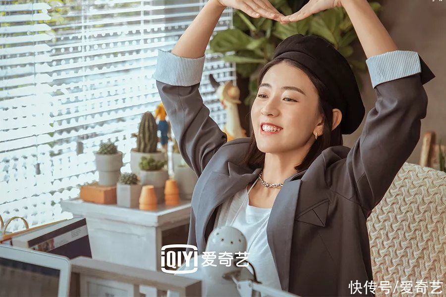 国风|盘点女明星夏日出街造型，这些加分“小心思”你 get 了吗？