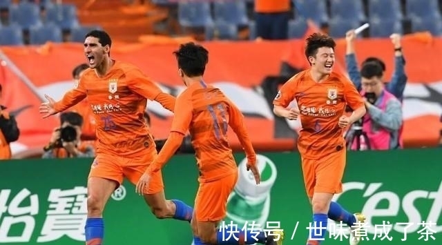亚泰|中超联赛别看鲁能领先五分 但鲁能后面面对的都是强敌
