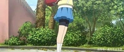 低头摸脚，百病治好，很多病在脚上都有开关，只是你不知道！