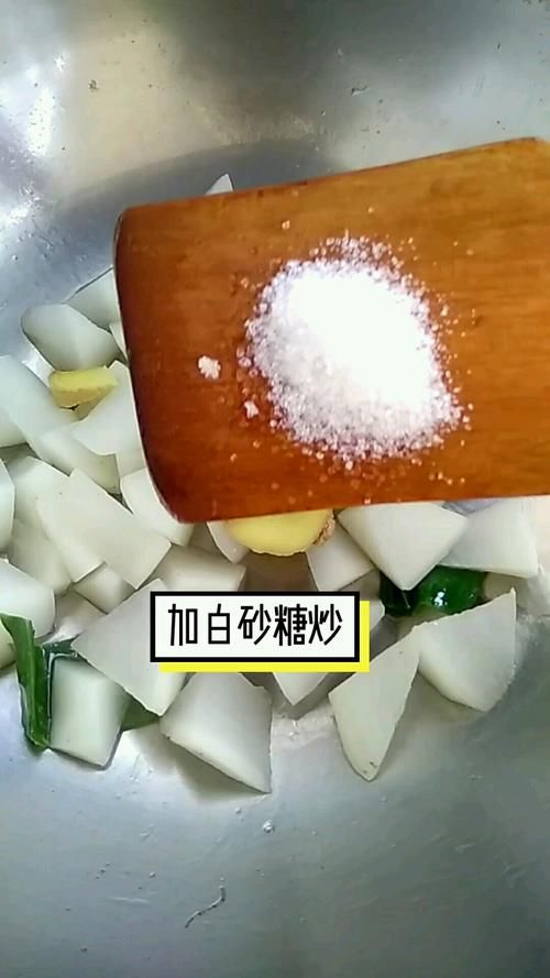 大虾配萝卜 鲜美加营养