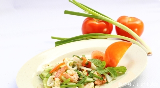 血糖高的人,除了甜食,还有3类食物要少吃,别任性