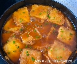 嫩鸡蛋包豆腐，超级好吃，快点学起来吧！