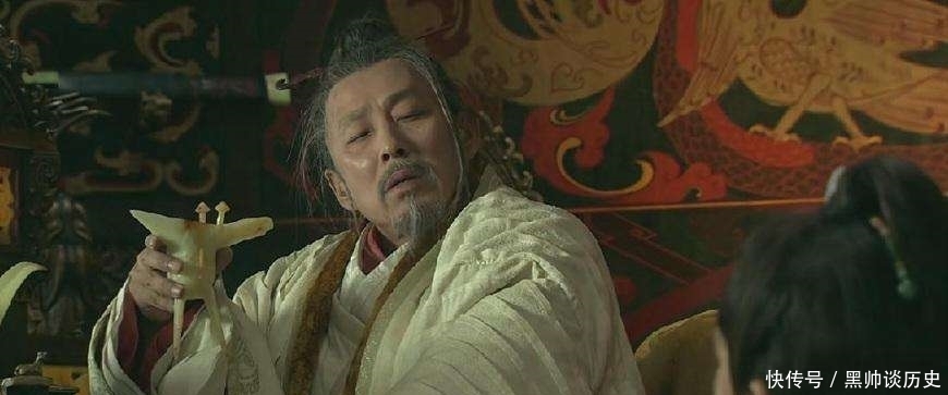 春秋战国|从秦朝到汉朝,经过两个朝代的比较,最终郡县制战胜分封制