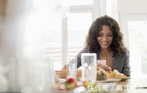 乳房|乳腺增生多是“气”出来的?这4件事踏实做好,女人要记住