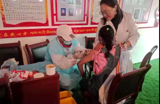 开展|新时代文明实践之那曲巴扎乡开展送健康活动