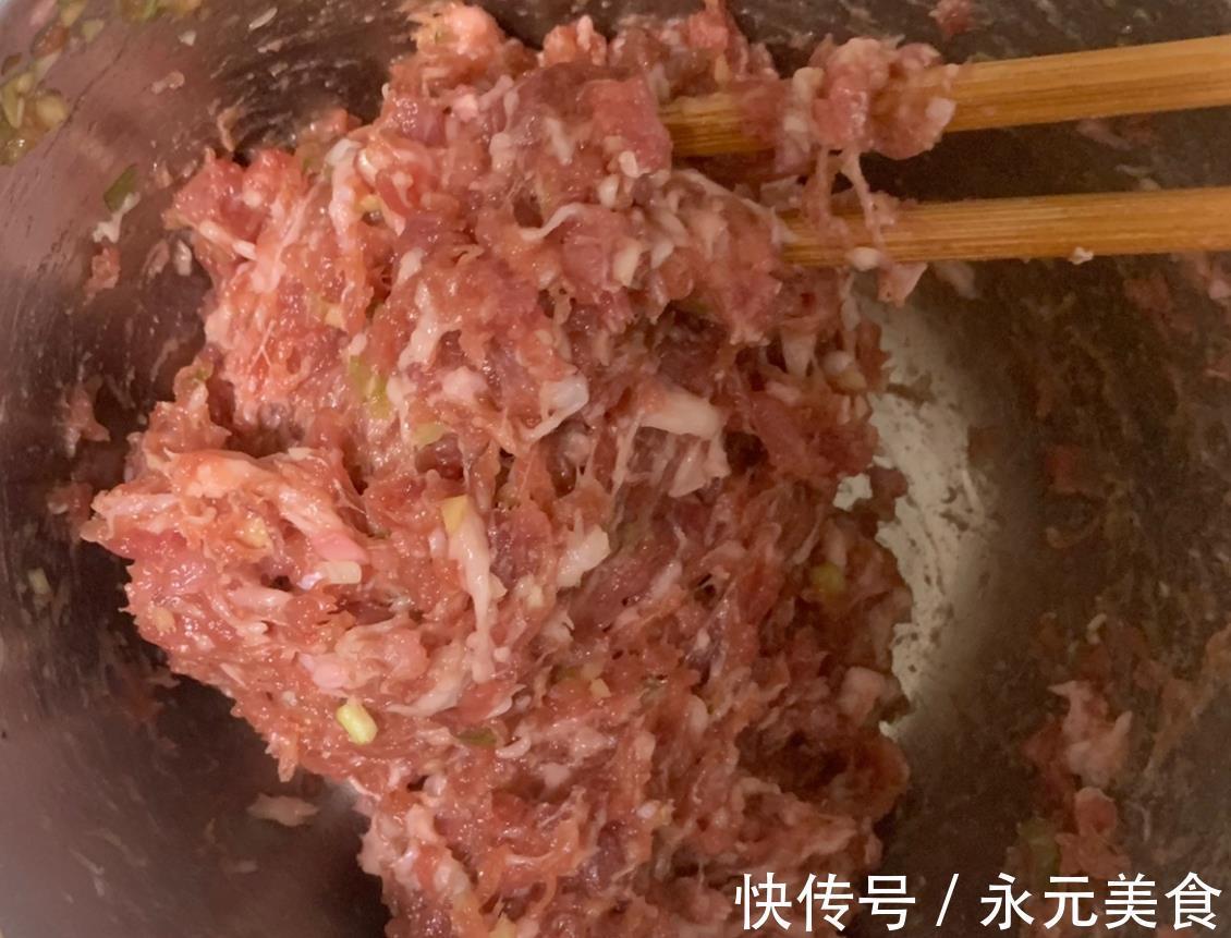 蛋饺|小朋友都爱吃的蛋饺，不用锅就能做，很简单，色泽金黄，又香又嫩