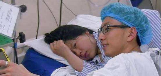 分娩|妻子分娩老公陪产,娃刚出生老公却吐了,护士别瞎捣乱