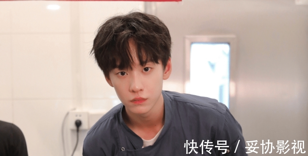 周震南|余景天事件有反转,粉丝要求节目道歉,只希望还他清白