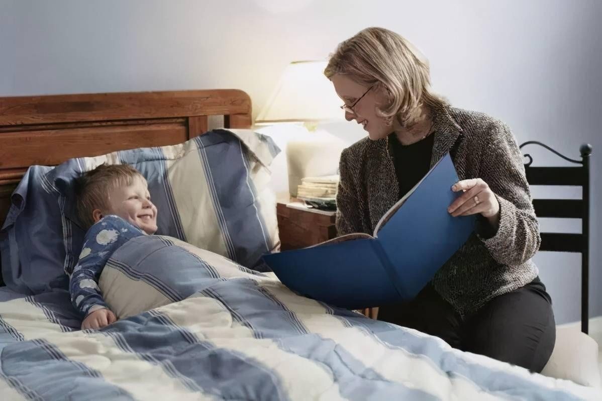 睡眠质量|有种哄睡方式早被摒弃,多数老人还在犯,很伤孩子大脑