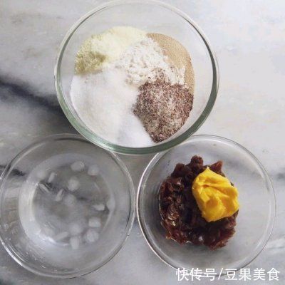 吴宝春|无限次回做的软欧「桂圆全麦面包」