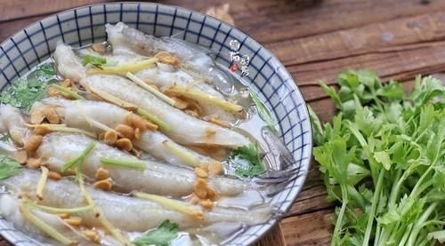 这鱼名字像豆腐，比豆腐还嫩滑，10元买8条，潮汕人都爱吃