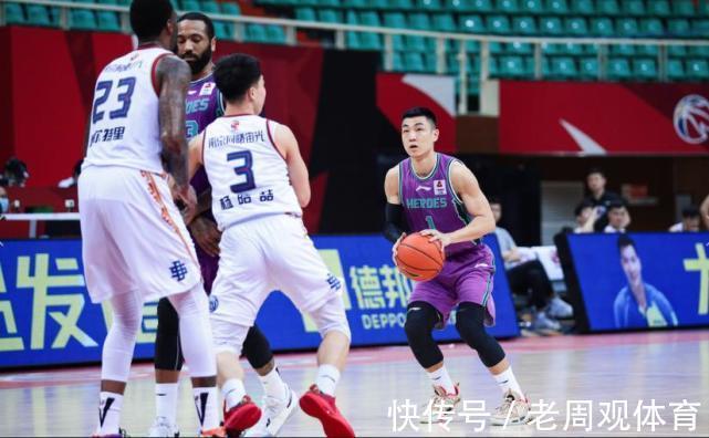 高诗岩|山东男篮首战上海,战绩的士气处下风,此消彼长取胜几乎不可能!