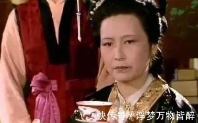 怡红院$王夫人在怡红院安插的奸细究竟是谁?读懂这个丫鬟的名字就知道了