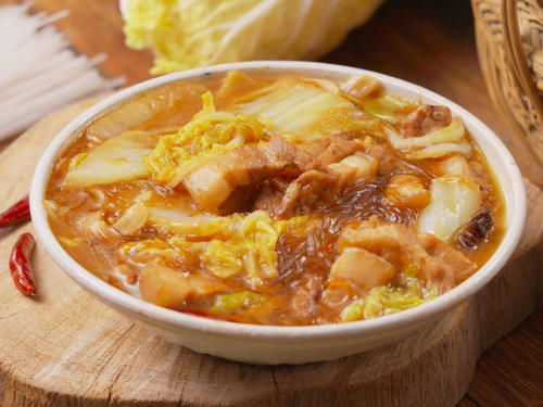  粉条|天冷了，白菜和它一起炖，营养极高，喷香下饭，一盘下肚全身暖