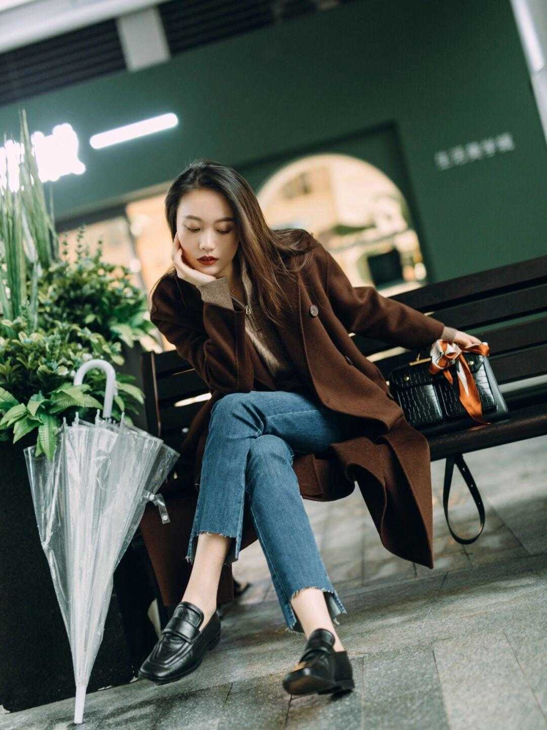 单品 深冬穿衣不要乱选颜色,这几个颜色显老又土气,日常穿搭尽量避免