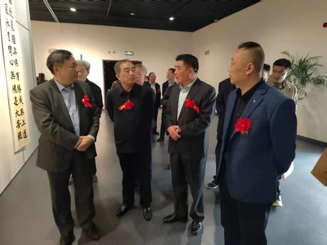 滕州博物馆!“木语有声”—袁家峰书法作品展在滕州博物馆隆重开幕