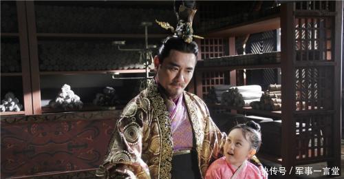 故事|皇帝多年不育，大臣献上自己身怀六甲小妾，孩子出生后大臣却被杀