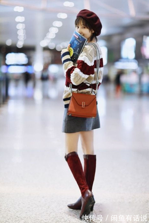 搭配|初秋穿裙子别总配单鞋,今年流行这三双鞋,时髦显高还很有女人味