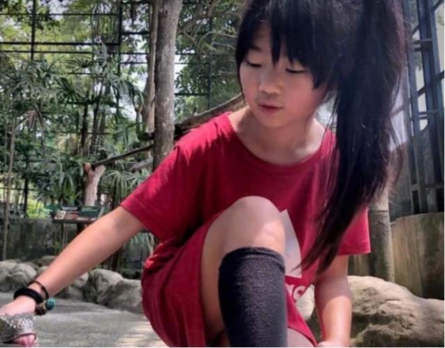 女儿|现实版蜡笔小新的逆袭,曹格女儿长大后不敢认,网友直呼不可能