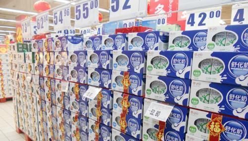 袋装|买牛奶，袋装瓶装盒装有啥不一样超市员工区别大，很多人买错