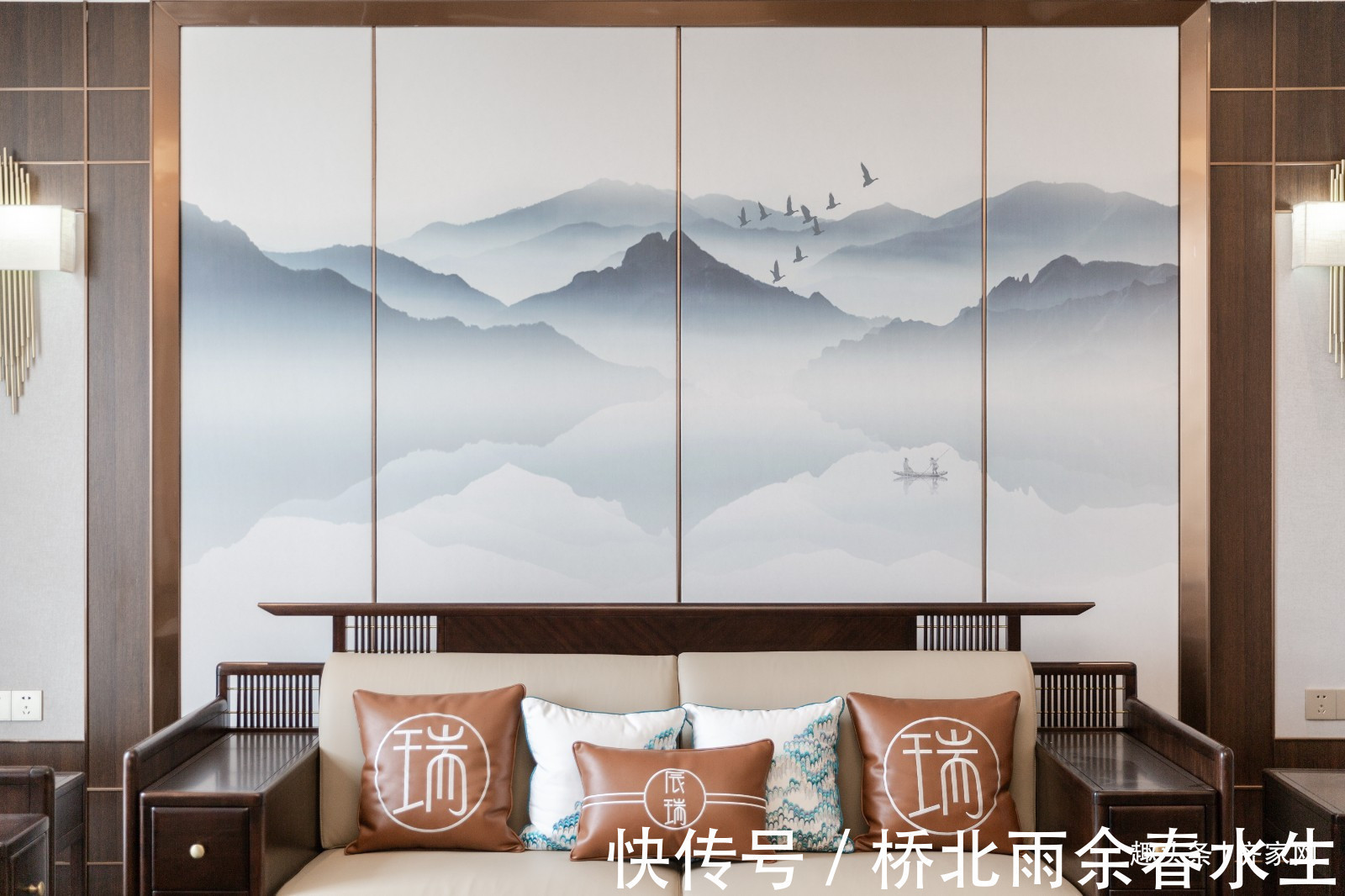 新中式风|新中式风别墅设计,山水背景墙到餐厅的壁挂艺术品,浓郁东方魅力