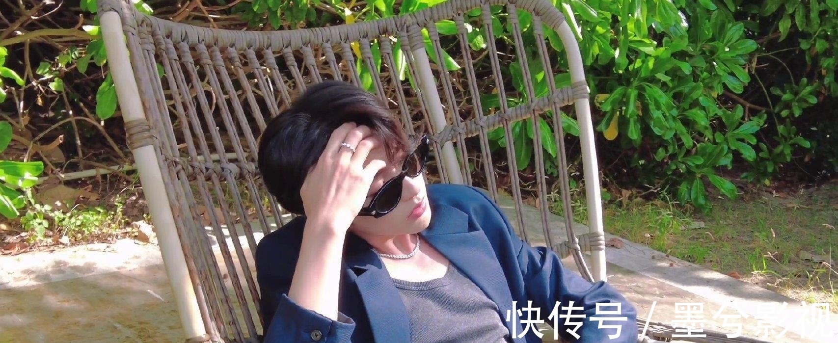 蔡徐坤活久見系列，粉絲：苦等四年啊