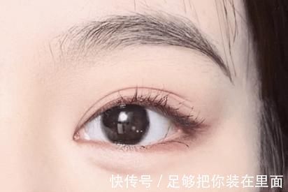 眼影|终极伪素颜画法，刘浩存同款眼妆，谁画谁好看！