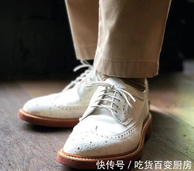 white 到底是什么人，敢穿白皮鞋！
