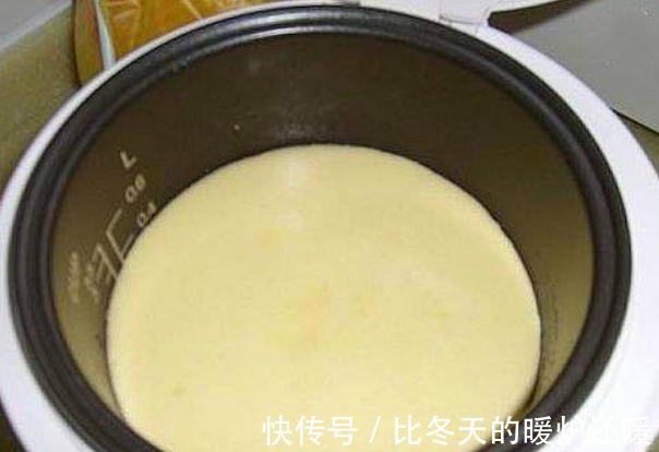 做蛋糕时，直接搅拌蛋清是“大忌”，10年糕点师傅教你做蛋糕技巧