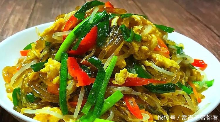 孩子不愿吃豆芽？那是你不会做！这样做香辣过瘾，成本低，还下饭