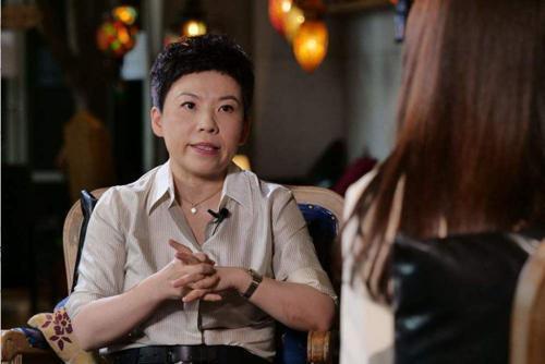 我和我的祖国|邓亚萍不是中国籍?乒乓女王在线晒身份证,却不小心暴露私人信息