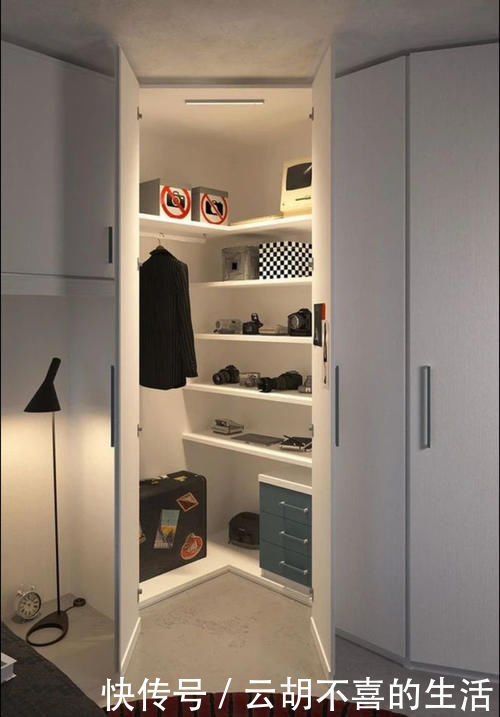 转角|小卧室转角1㎡,装个步入式大柜子,能装又美观,不比衣帽间差!