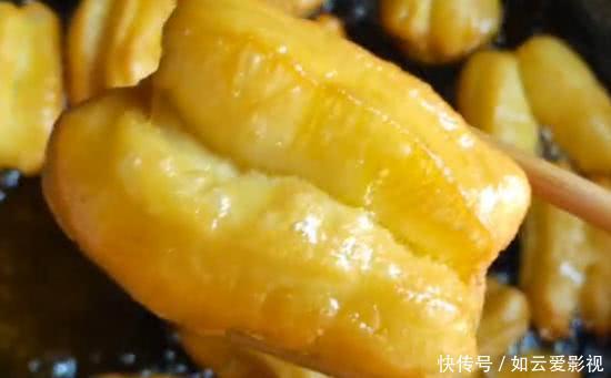 美味|教你一个最简单的油条做法,只添加鸡蛋和酵母,营养美味又健康