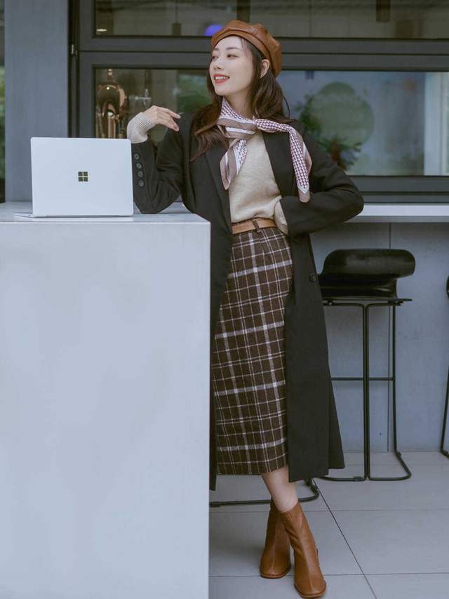 穿搭|才是真正的宝藏穿搭,一件打底衫的多种风格,时尚感太强了