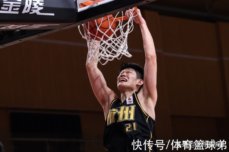 广厦队|广厦三剑客已降临，他们不仅是广厦的未来，他们更是王博的希望