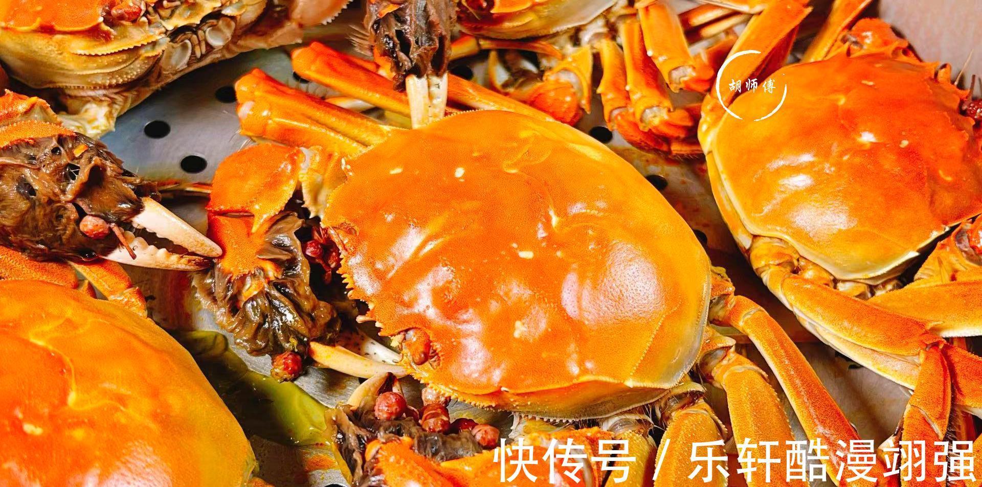 蒸螃蟹时，万不可直接上锅蒸！多加2步，螃蟹不断腿不流黄，超香